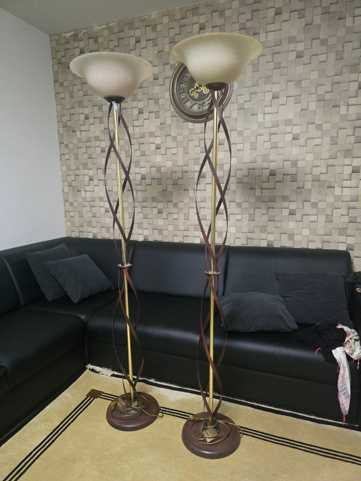 Set van 2 staande lampen met spiraal design, Huis en Inrichting, Ophalen, Gebruikt, Glas, Klassiek, Decoratief