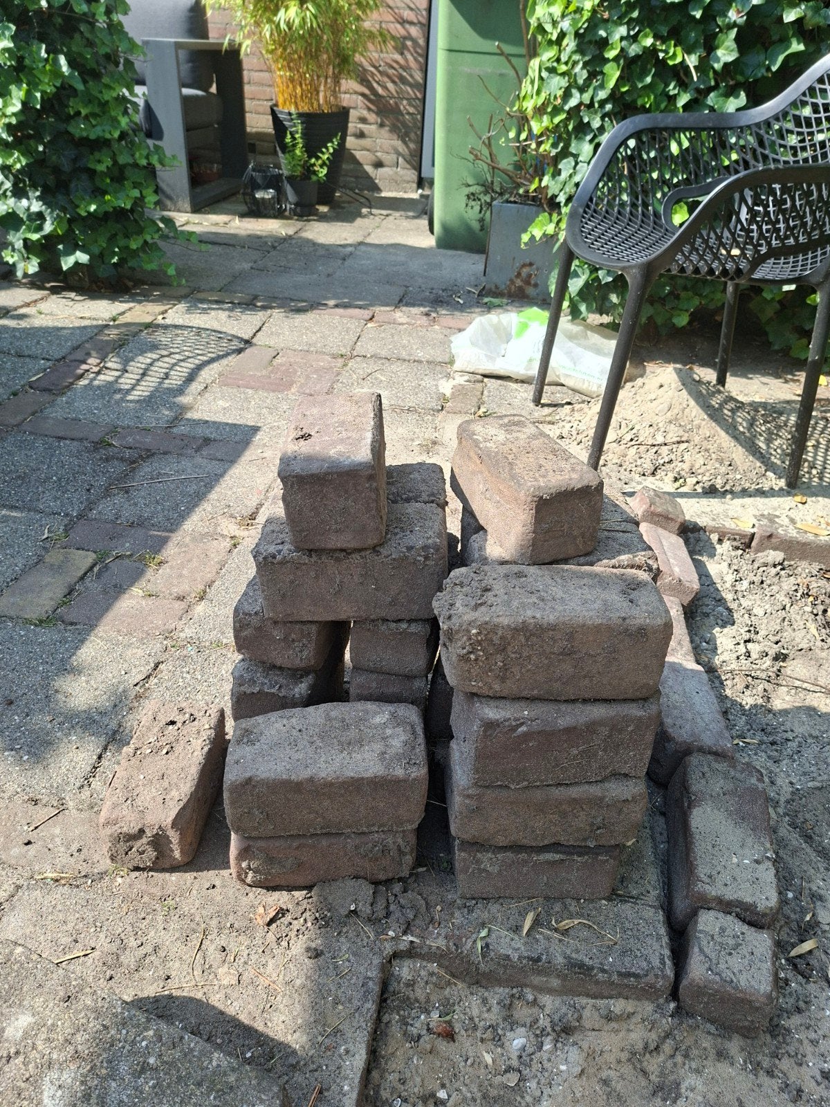 Gebruikte bakstenen in roodtinten en tegels, Ophalen, Gebruikt, Bakstenen