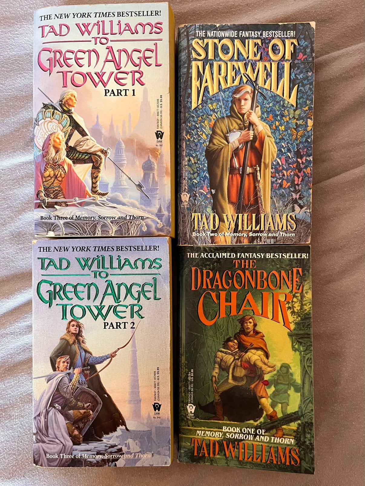 Tad Williams - Dragonbone chair, Ophalen of Verzenden, Gelezen