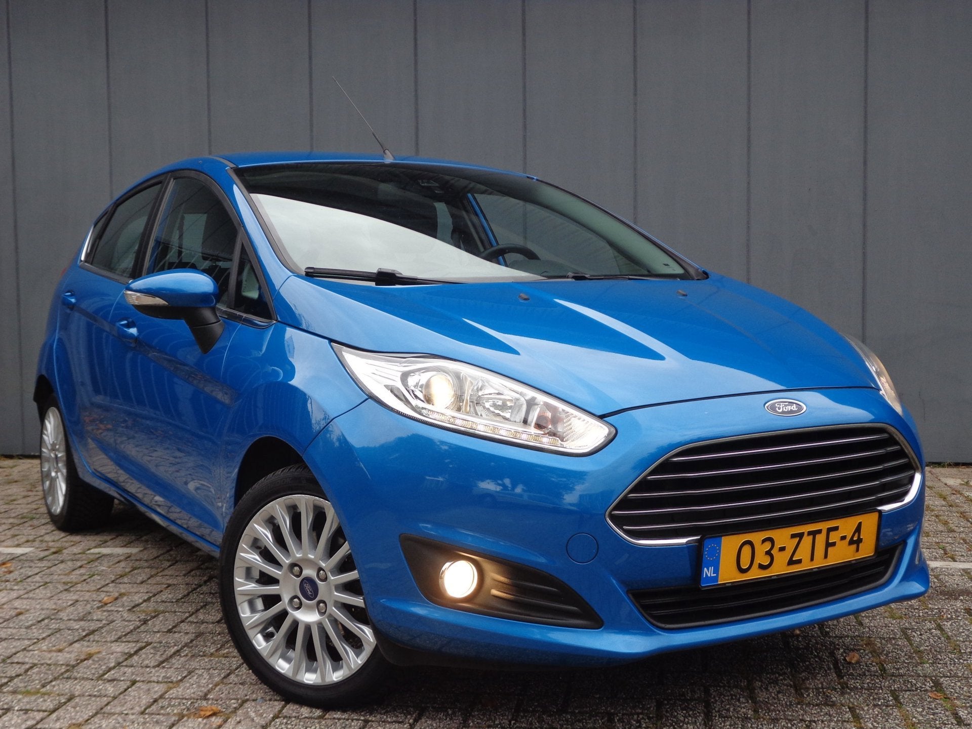 Ford Fiesta 1.0 EcoBoost Titanium Top Staat, 1EigDealer Ondr, Auto's, Voorwielaandrijving, 101 pk, Blauw, Alcantara