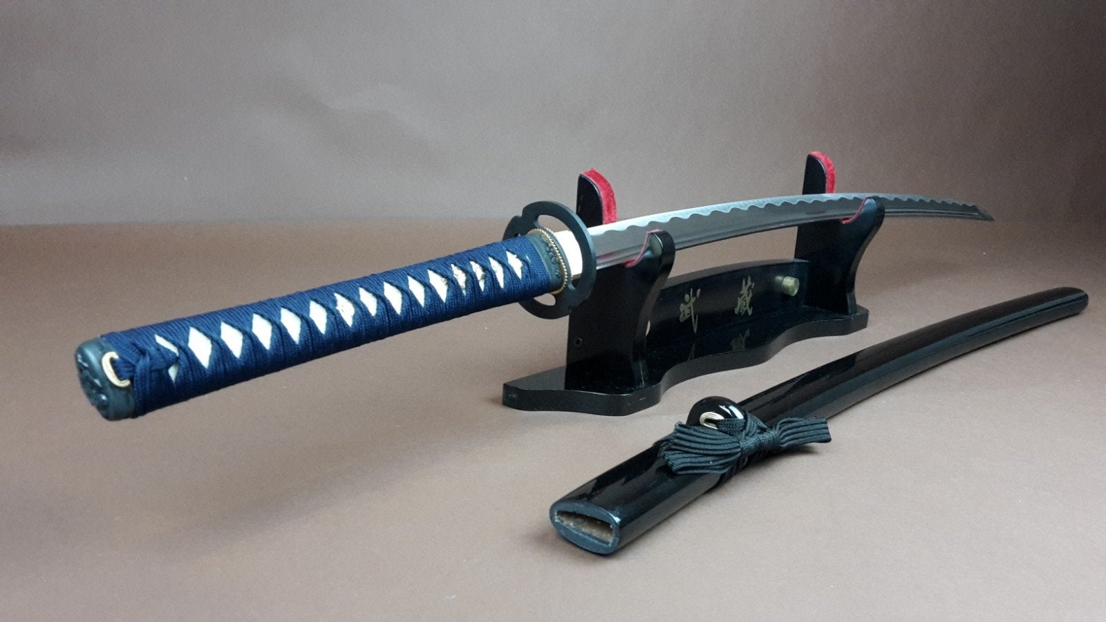 Scherp katana zwaard, samurai zwaarden, sabel, mes, dolk

Sc, Ophalen of Verzenden, Overige soorten, Azië, Zwaard of Sabel