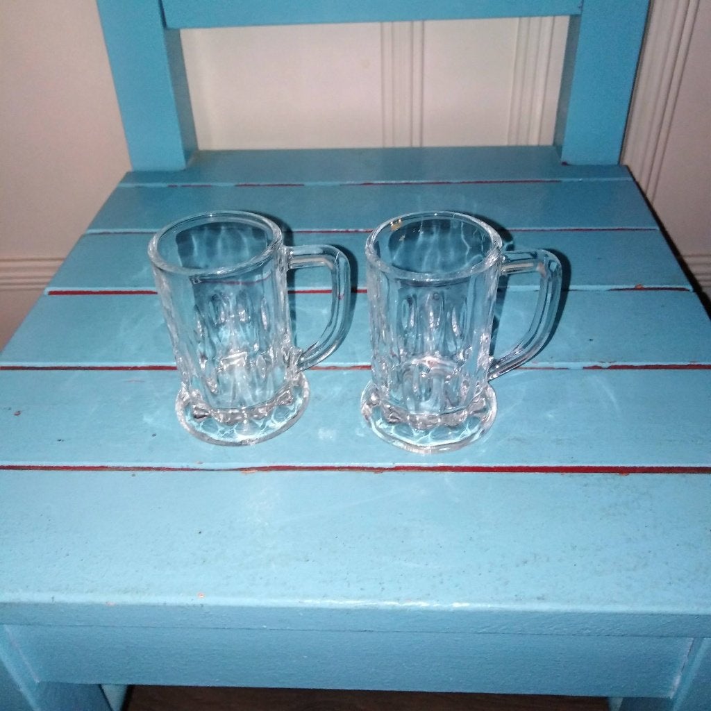 Benedictine mini pulletjes 2 stuks en 1 glaasje, Verzamelen, Glas en Borrelglaasjes, Gebruikt, Overige typen, Ophalen