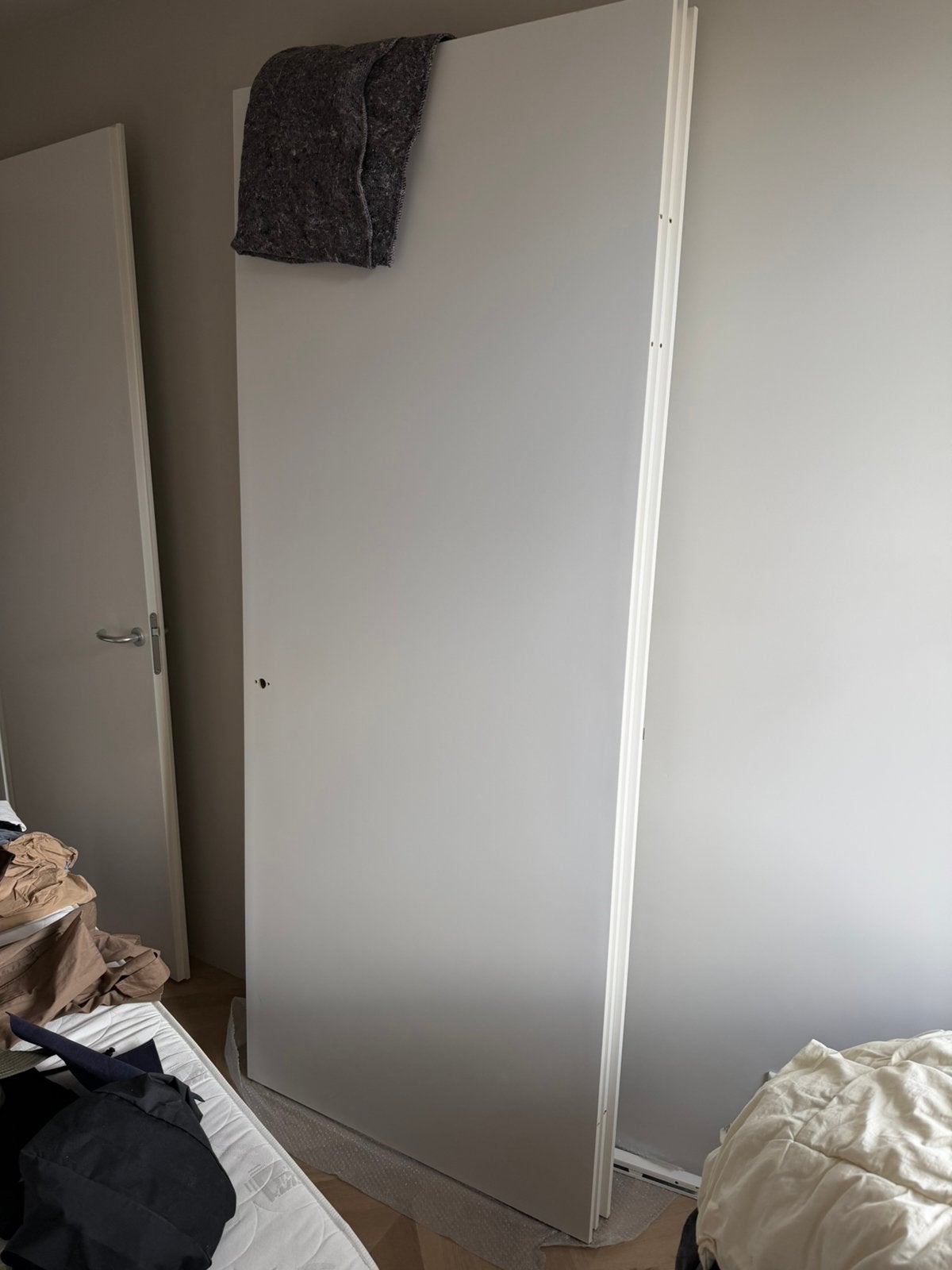 Opdekdeur met stalen kozijn 2x 93R en 88L breed, Ophalen, 50 tot 100 cm, Zo goed als nieuw, Minder dan 100 cm