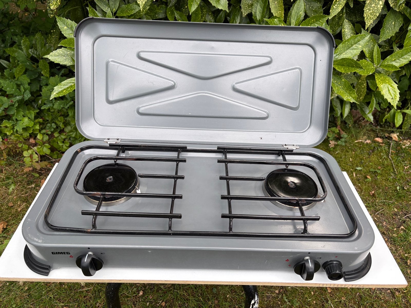 Gimeg campeer kookplaat, 2x 2.200Watt pit/30mBar, Ophalen, Gebruikt