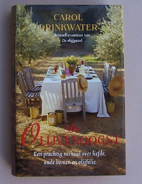 De olijvenoogst - Carol Drinkwater - hc/so, Gelezen, Europa overig, Ophalen of Verzenden, Carol Drinkwater