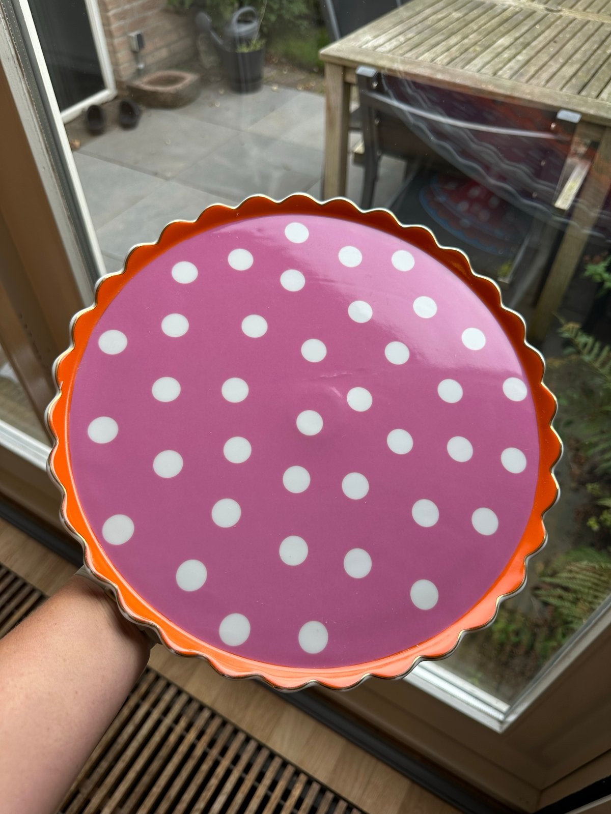 Pip Studio taartplateau roze met stippen, Huis en Inrichting, Keramiek, Ophalen of Verzenden, Zo goed als nieuw, Modern