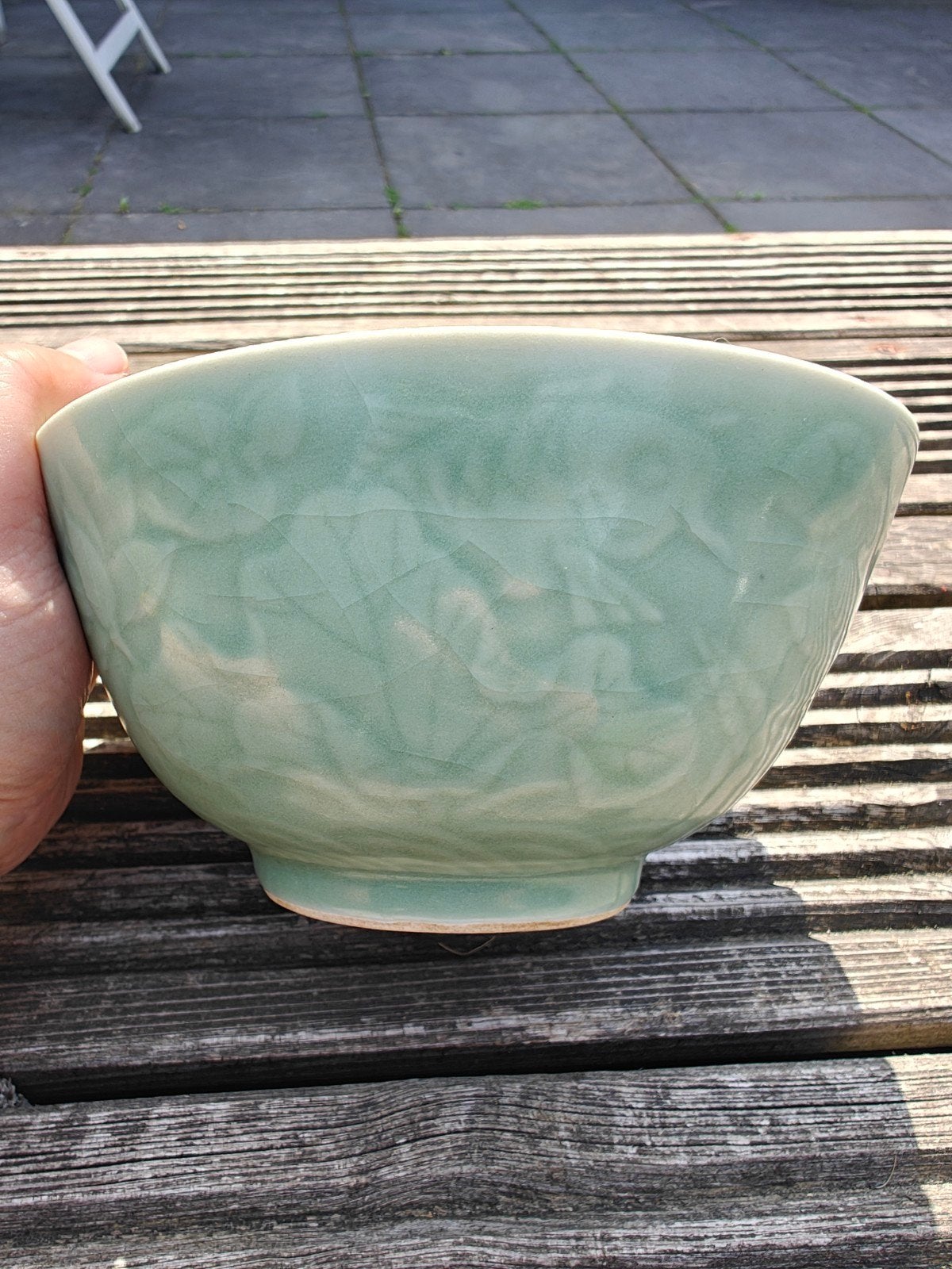 Qianlong Celadon Kom met Craquelé Glazuur, 18e Eeuw, Antiek en Kunst, Antiek | Keramiek en Aardewerk, Ophalen of Verzenden