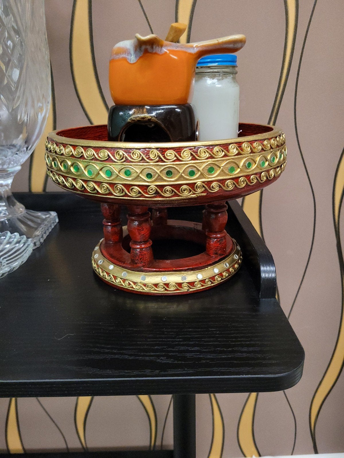 Thais mini tafel, Huis en Inrichting, Woonaccessoires | Etagères, Ophalen of Verzenden, Zo goed als nieuw, Hout