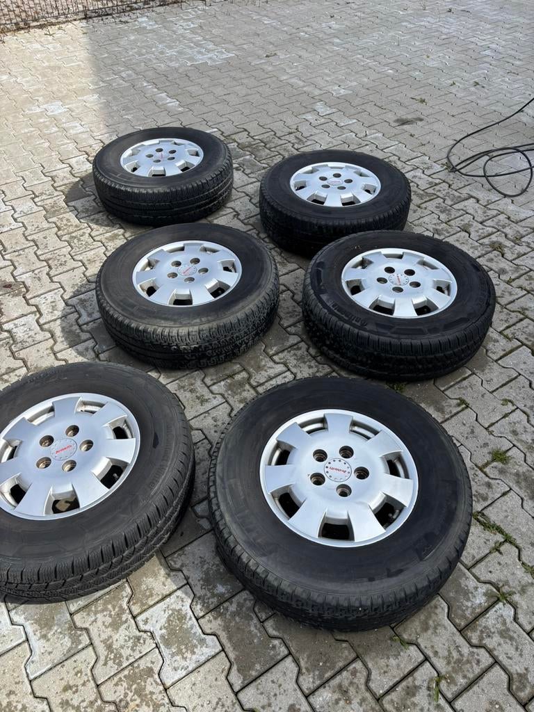 Originele Dethleffs camper velgen en banden 16 inch, Caravans en Kamperen, Camper-accessoires, Ophalen, Zo goed als nieuw