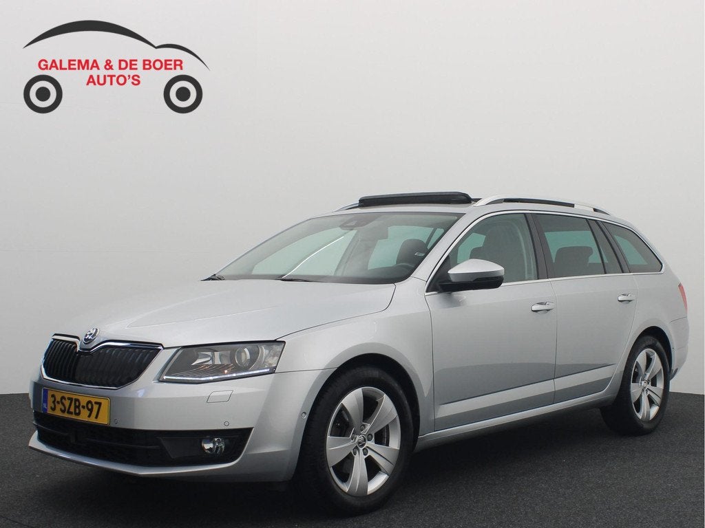 Skoda Octavia Combi Combi 1.2 TSI Greentech Elegance Busines, Auto's, Euro 5, Gebruikt, Zwart, 4 cilinders