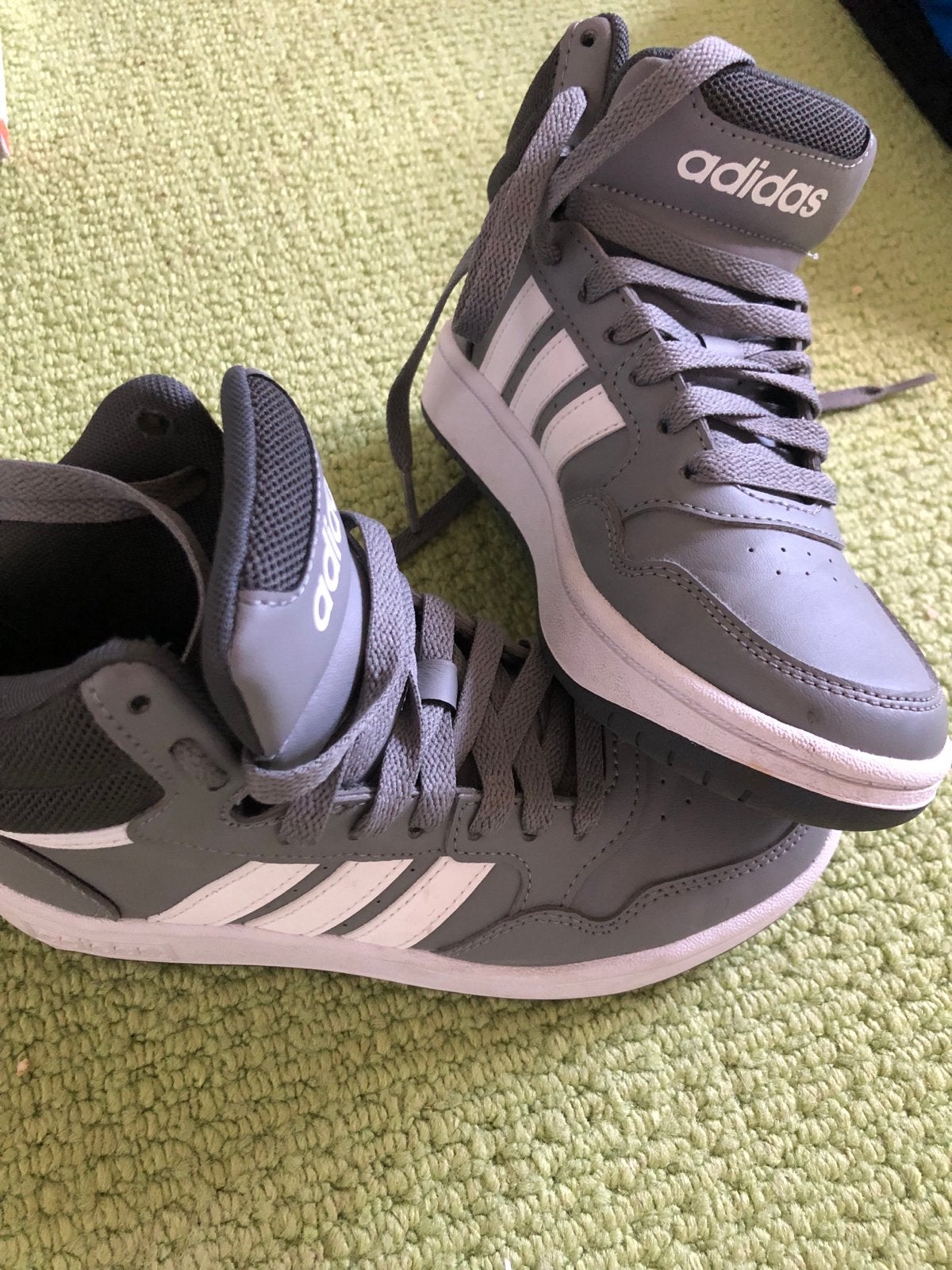 Adidas Mid sneakers grijs maat 33, Nieuw, Ophalen of Verzenden, Jongen of Meisje, Sportschoenen