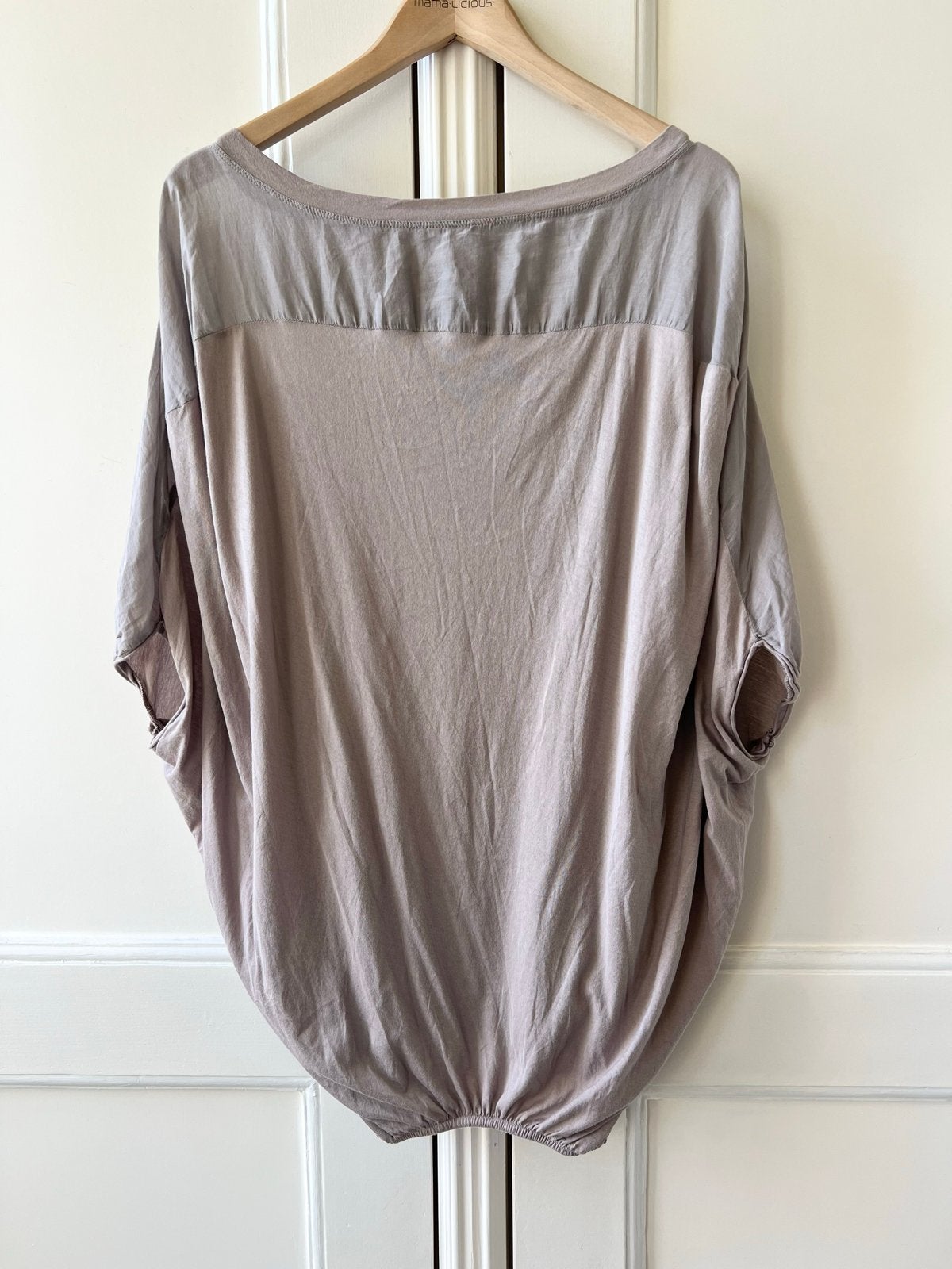 Humanoid oversized top taupe, maat S, Kleding | Dames, Tops, Nieuw, Maat 36 (S), Bruin, Korte mouw, Ophalen of Verzenden