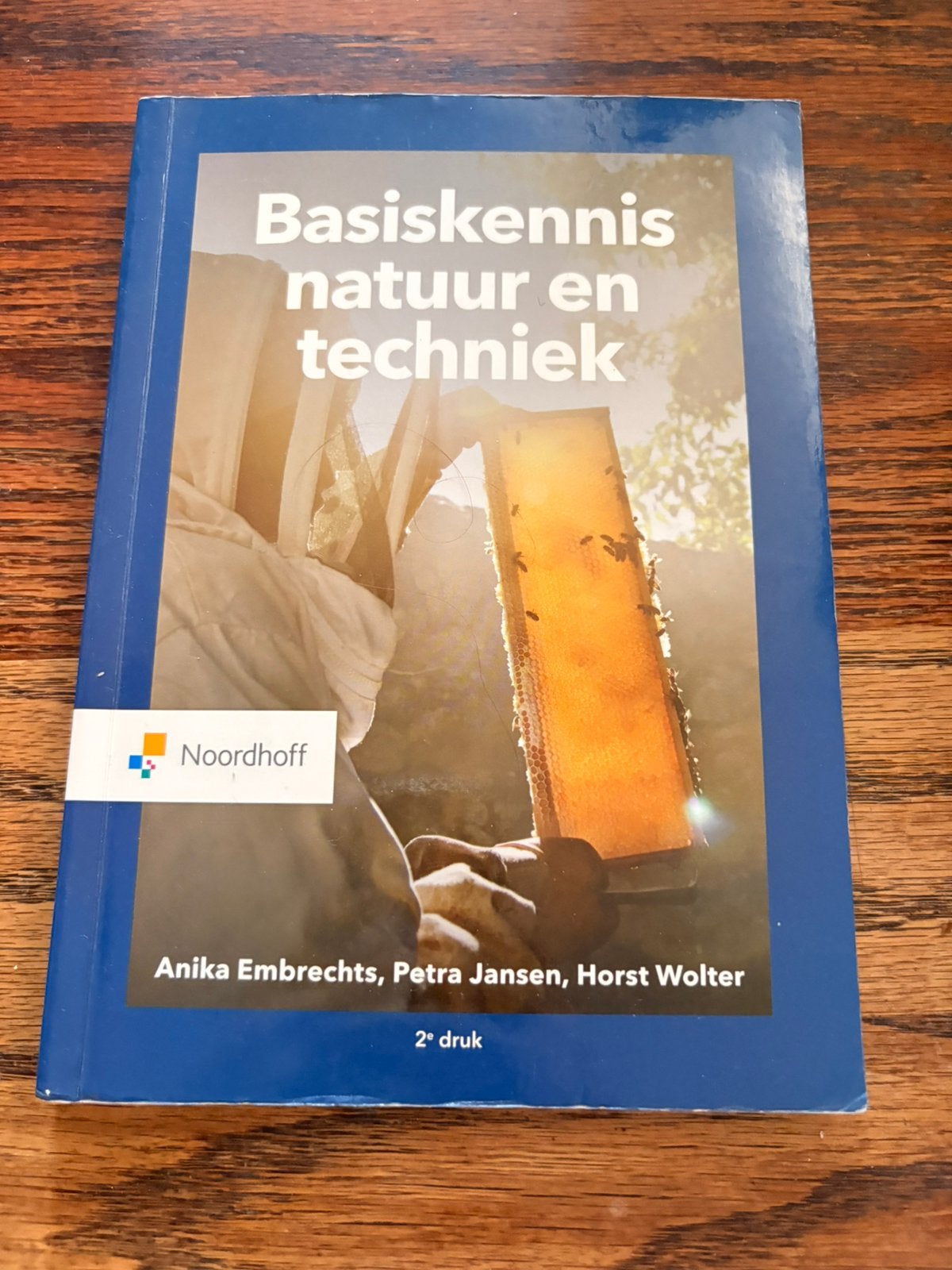 Anika Embrechts - Basiskennis Natuur en techniek, Gelezen, Natuurkunde, Ophalen of Verzenden, Anika Embrechts; Petra Jansen; Horst Wolters
