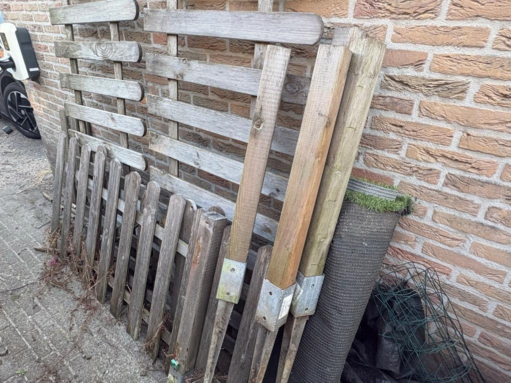 Diverse houten hekjes en palen, Ophalen, Gebruikt, Minder dan 3 meter, Minder dan 1 meter