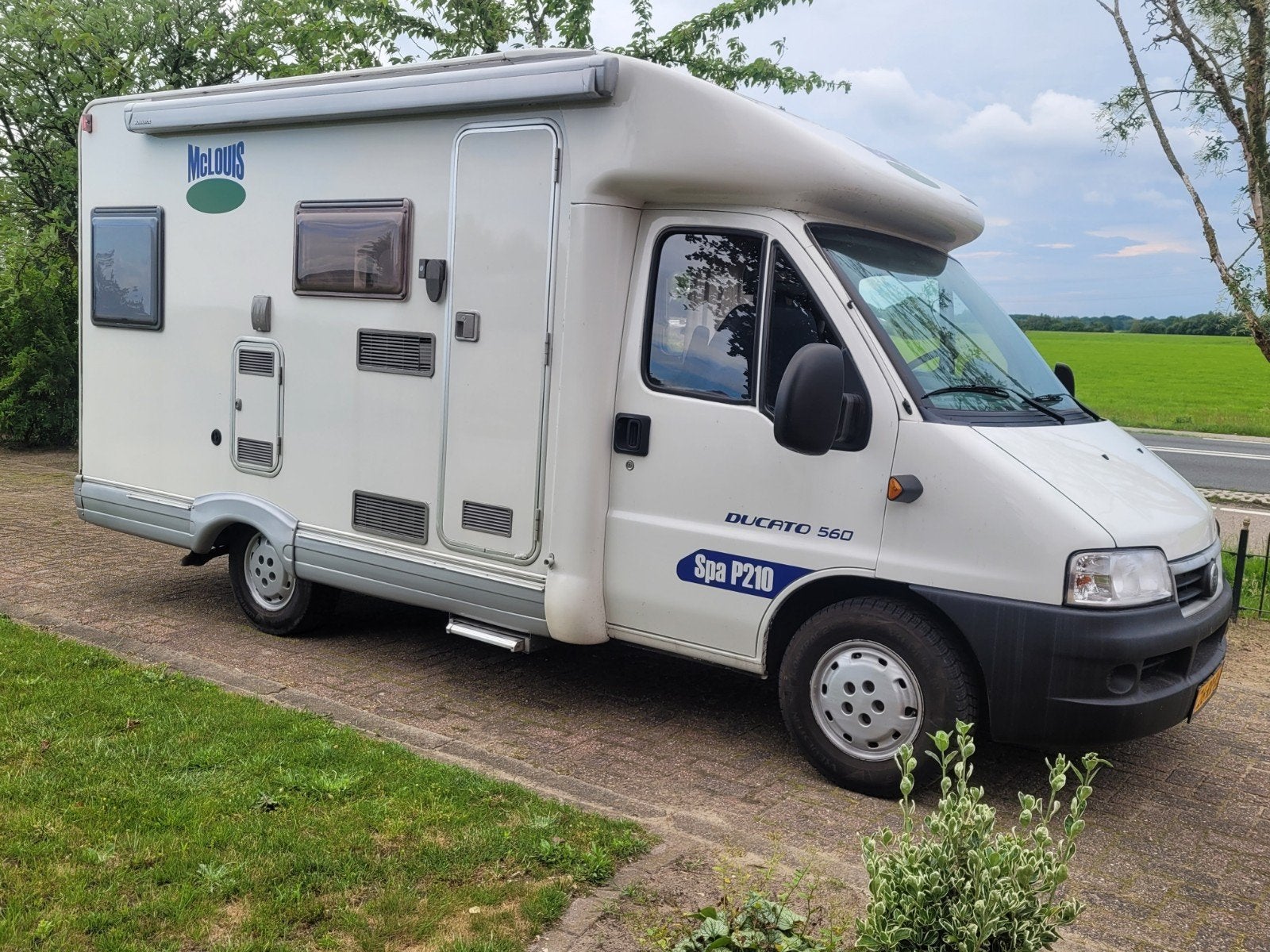 Compacte McLouis Spa 560 (2005) met zonnepanelen, Fiat, Tot en met 2, Reservewiel, Particulier