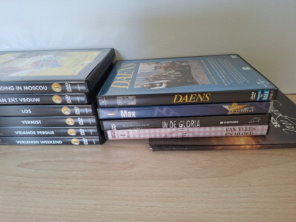 Lot van 11 Vlaamse Film- en Serieklassiekers (zie foto's), Alle leeftijden, Ophalen of Verzenden, Zo goed als nieuw