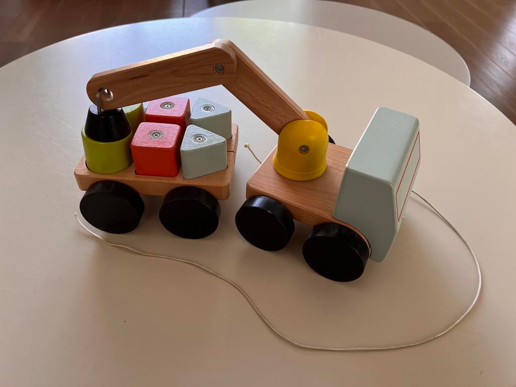Ikea auto takelwagen met magneten / vormen, Ophalen of Verzenden, Gebruikt