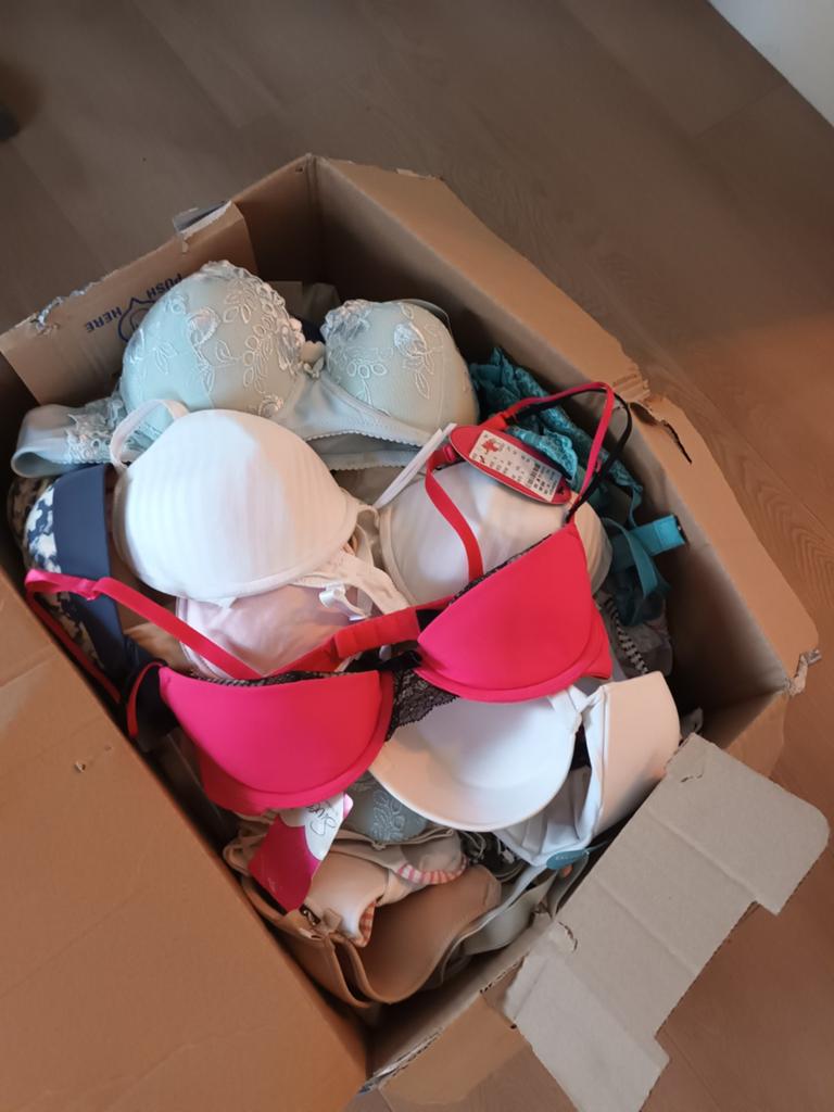 Doos vol nieuwe lingerie, Ophalen of Verzenden, BH