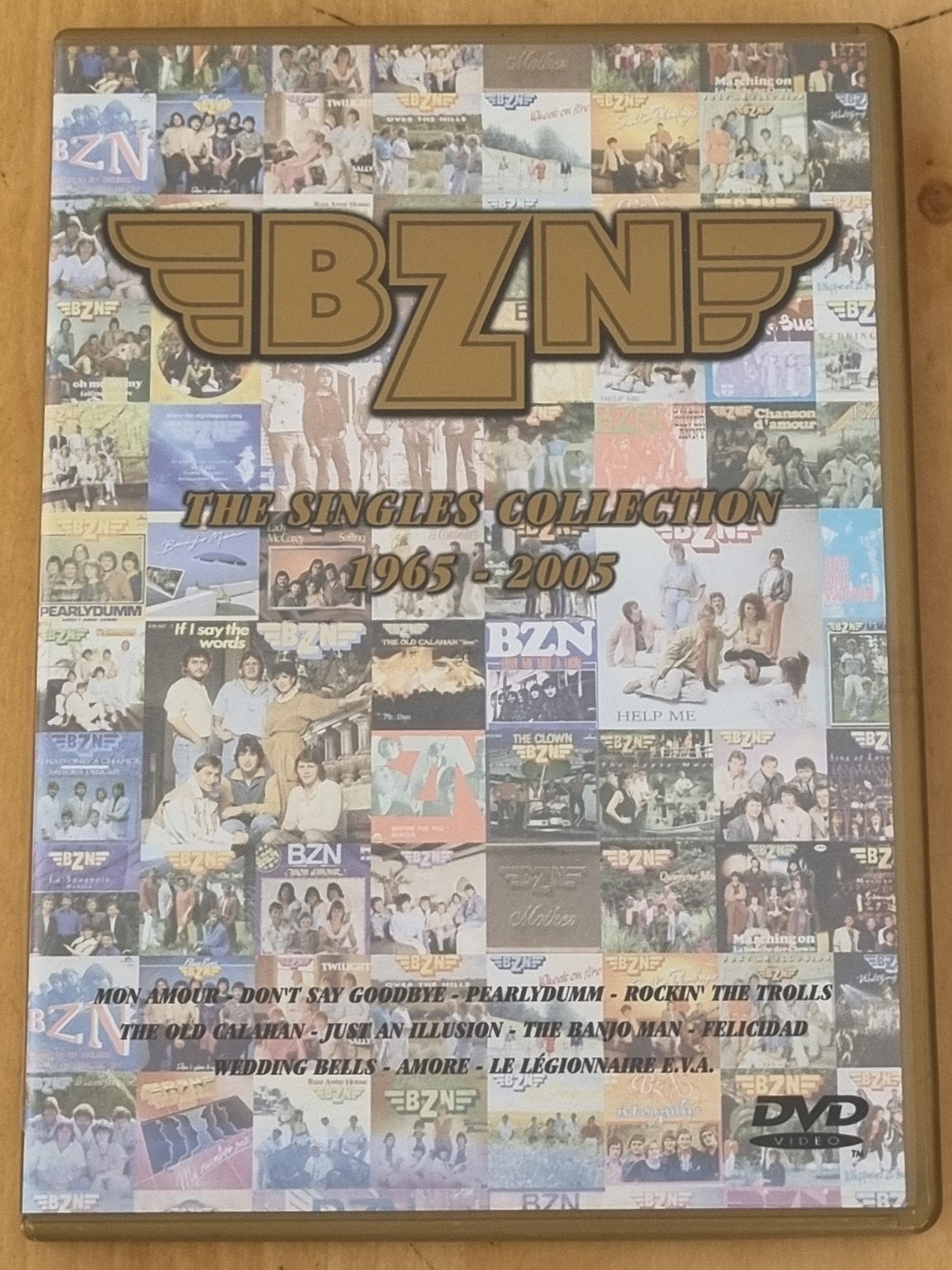 BZN The Singles Collection 1965-2005 DVD, Alle leeftijden, Ophalen of Verzenden, Zo goed als nieuw
