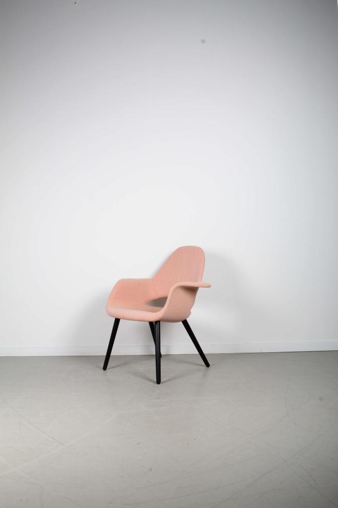 2x Vitra Organic Chair Roze Stof – Hout, Niet ingevuld, Overige kleuren, Niet ingevuld, Nieuw
