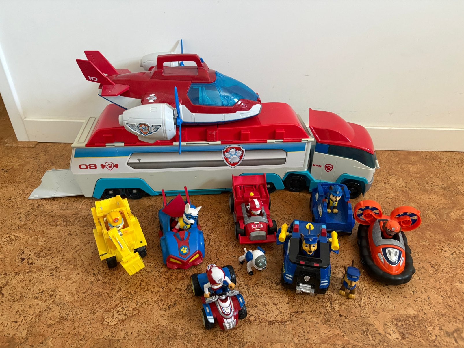 Paw Patrol Patroller + Vliegtuig + 7 Voertuigen en Pups, Ophalen, Gebruikt