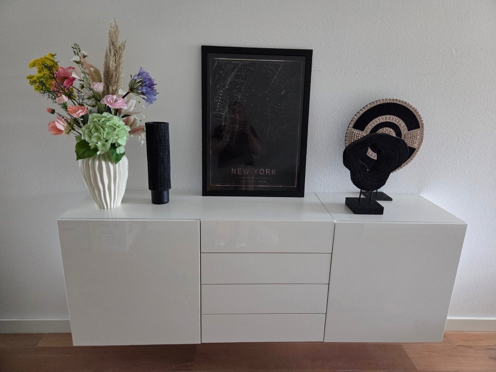 Ikea Besta dressoir hoogglans wit, Ophalen, Overige materialen, Gebruikt, Met deur(en)