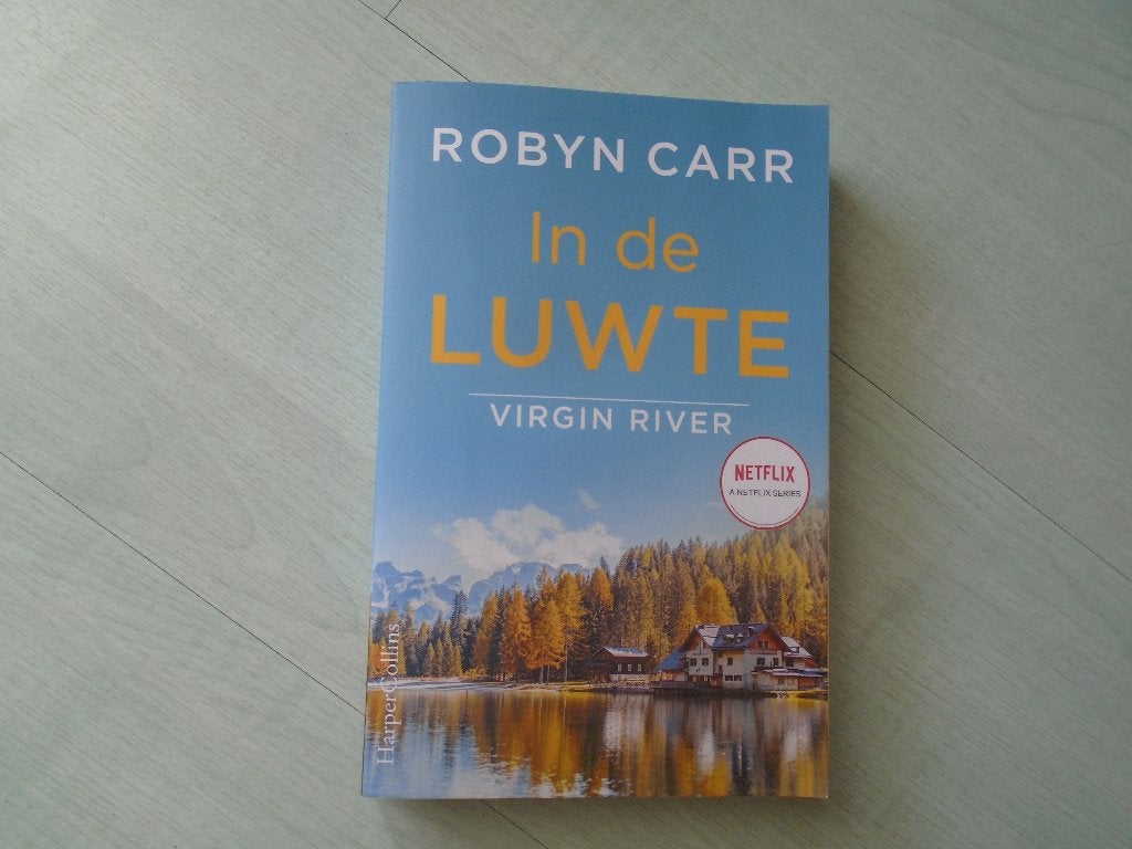 in de luwte, robyn carr, Ophalen of Verzenden, Zo goed als nieuw, Robyn Carr