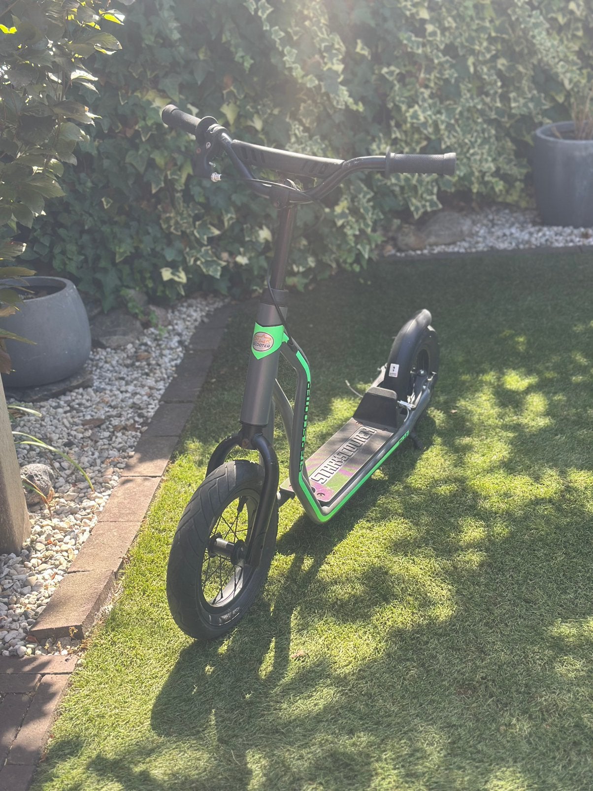 Star Scooter step – luchtbanden – handrem – groen/zwart, Ophalen, Zo goed als nieuw, Gewone step