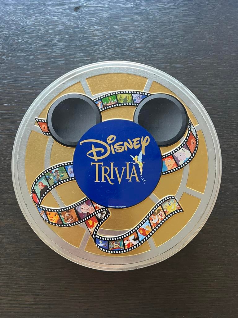Disney Trivia Bordspel in Blikken Doos, Drie of vier spelers, Ophalen of Verzenden, Gebruikt