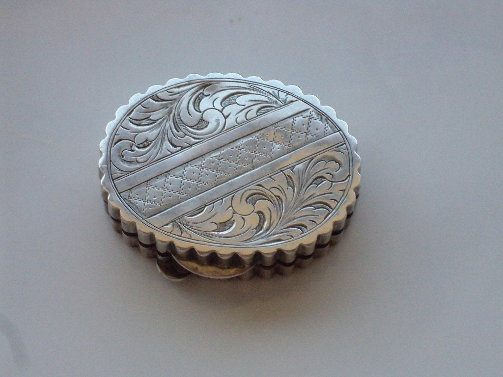 antiek zilveren pillen/snuifdoosje, Verzenden, Zilver