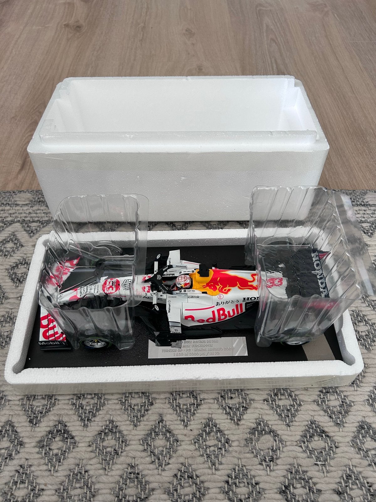 Minichamps 1:18 Red Bull F1 Turkish GP Limited Edition, Ophalen of Verzenden, Zo goed als nieuw, Auto, MiniChamps