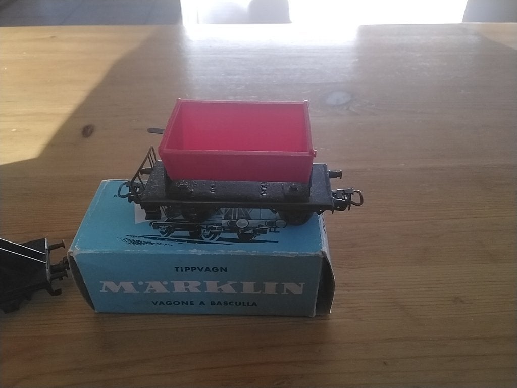 2 keer Marklin wagon, Wisselstroom, Gebruikt, Wagon, Ophalen of Verzenden