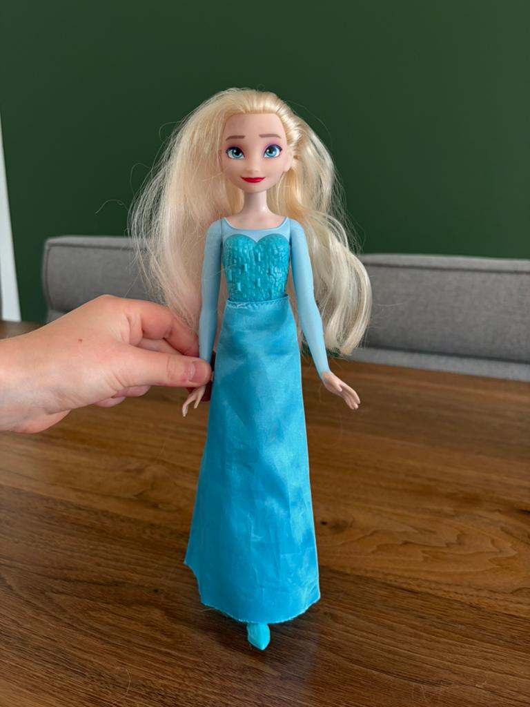 Frozen Elsa pop, Kinderen en Baby's, Speelgoed | Poppen, Ophalen, Zo goed als nieuw, Overige typen