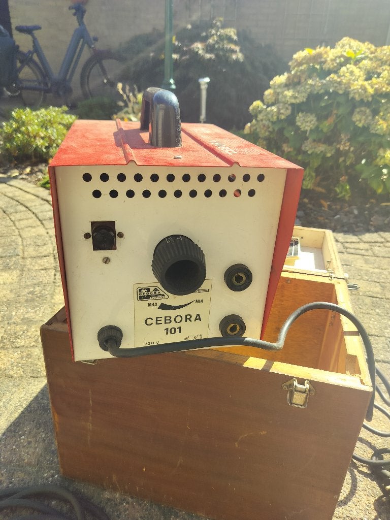 Lasapparaat 220V Cebora, Ophalen, Gebruikt, Minder dan 150 ampère, Elektroden