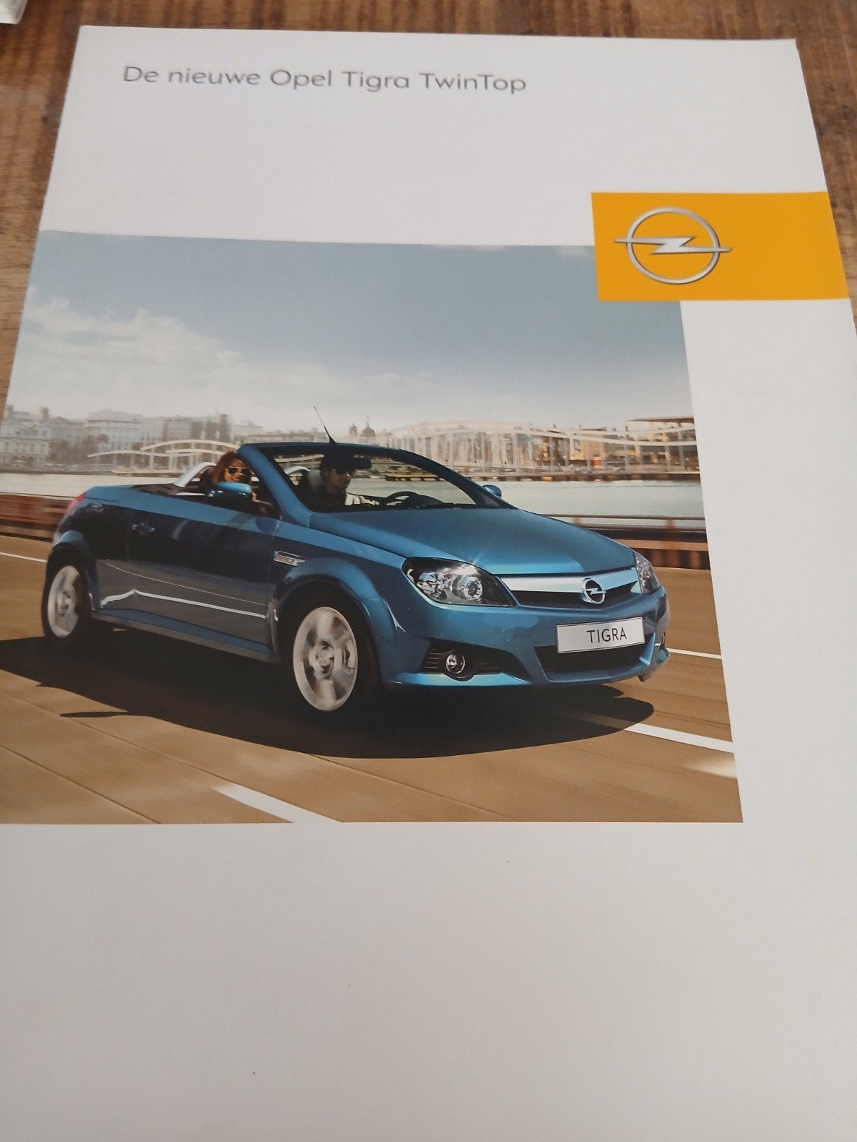 opel tigra twintop, Boeken, Ophalen of Verzenden, Zo goed als nieuw, Opel