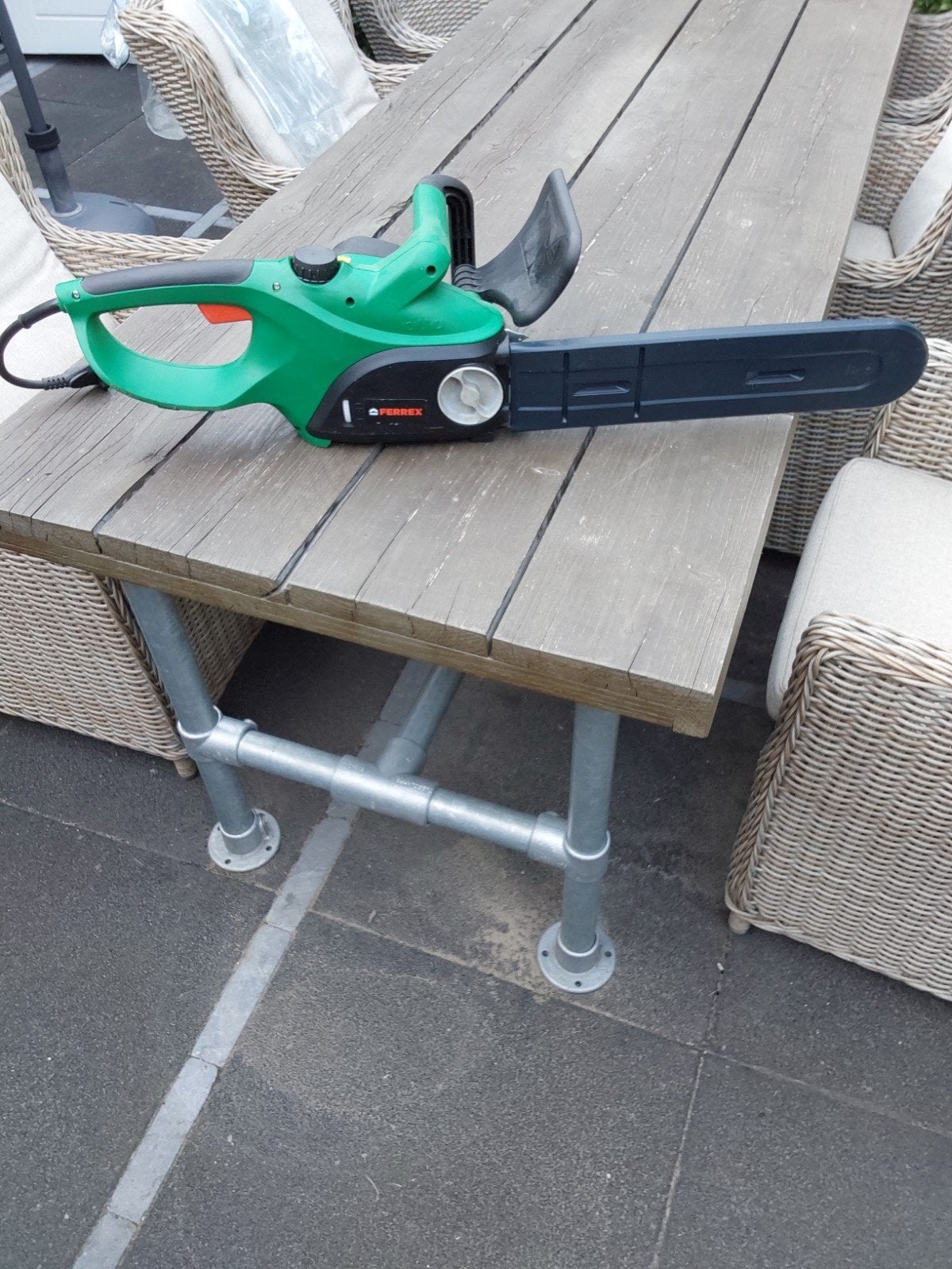Ferrex Elektrische Kettingzaag KSE 2400 - Zo goed als nieuw, Ophalen, Zo goed als nieuw, 30 t/m 39 mm, Ferrex