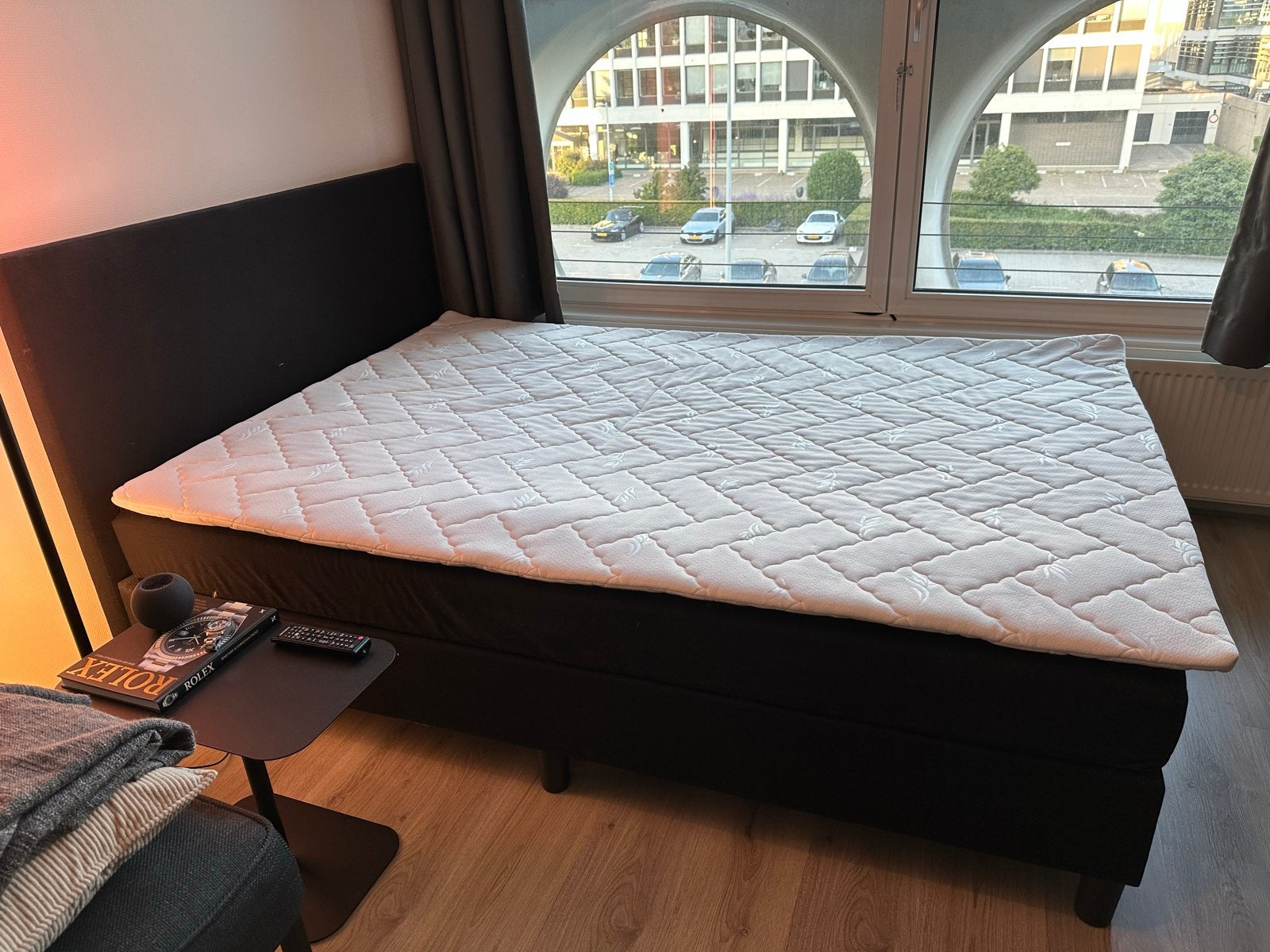 Boxspring bed 140x200 - Zonder textiel, Huis en Inrichting, Slaapkamer | Boxsprings, Ophalen, Gebruikt, Zwart, Tweepersoons