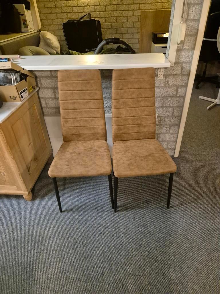 Rowin Eettafelstoelen (2 stuks) - Leen Bakker, Ophalen, Zo goed als nieuw, Bruin, Twee