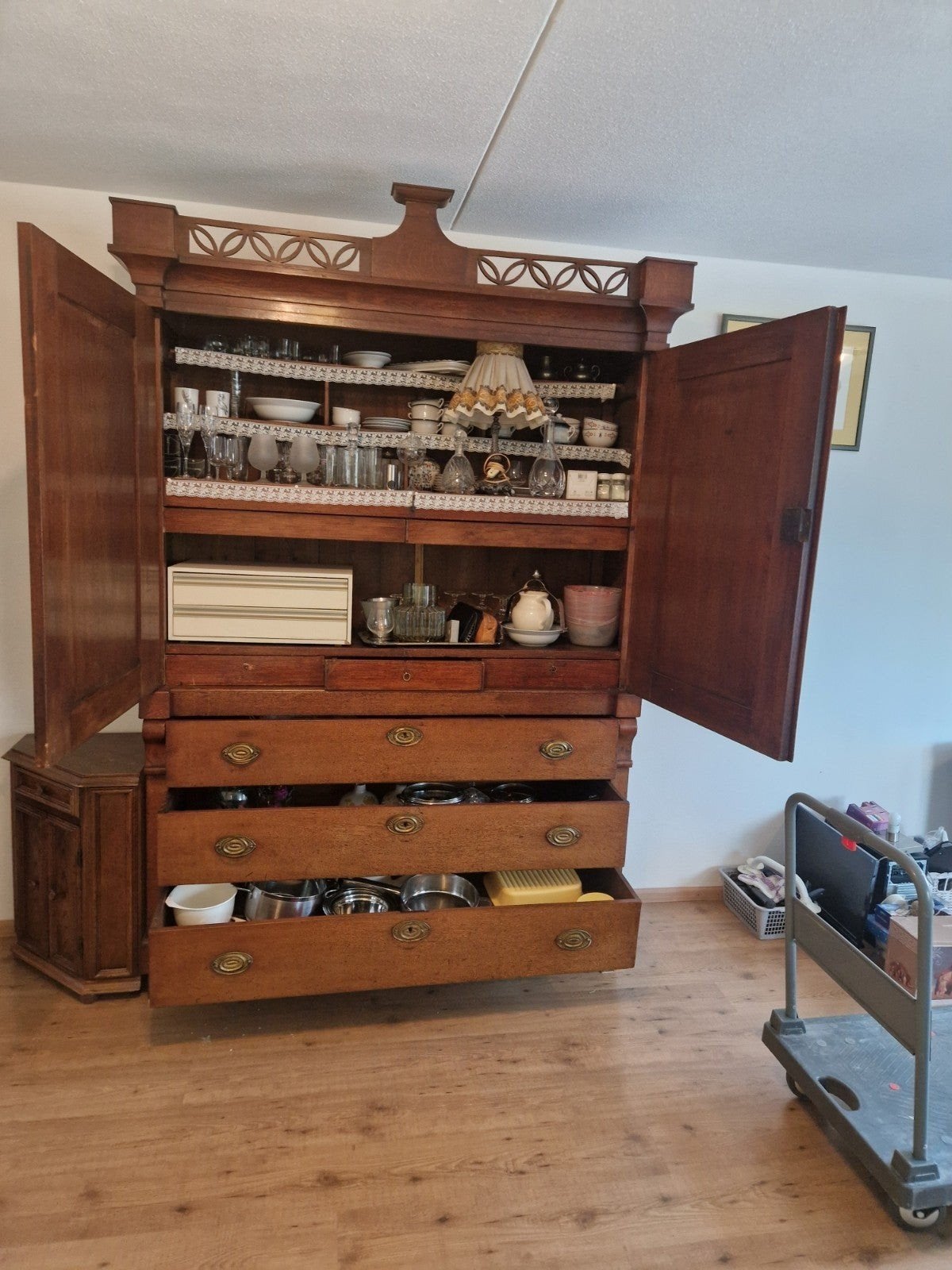Inhoud van de kast, Huis en Inrichting, Ophalen