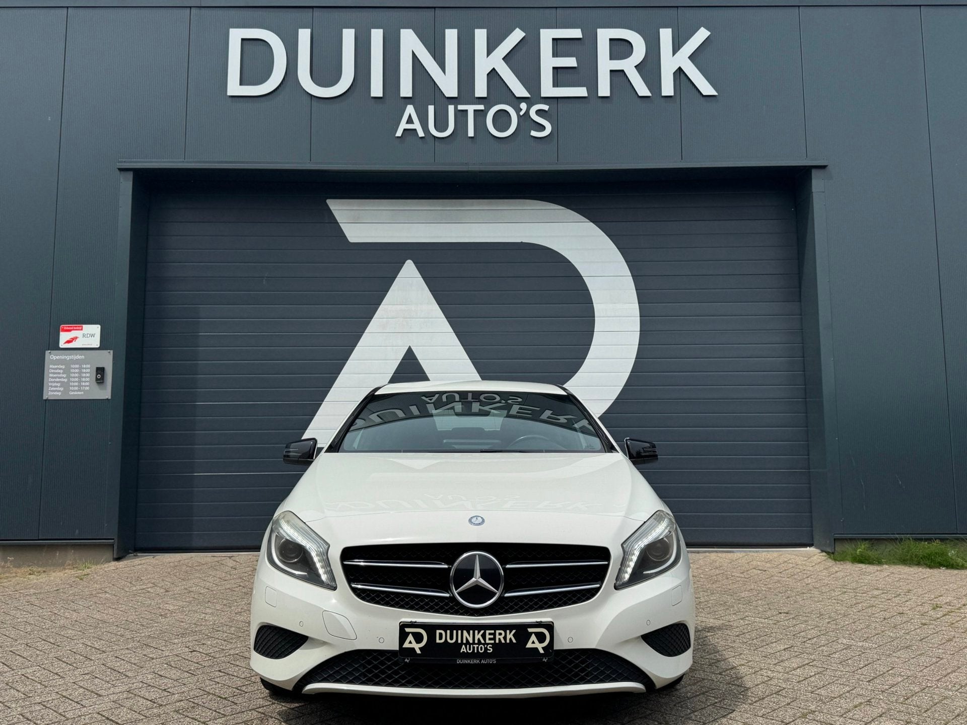 Mercedes-Benz A-klasse 180 Ambition | Automaat | Airco | Par, Auto's, Gebruikt, 4 cilinders, Leder en Stof, 695 kg