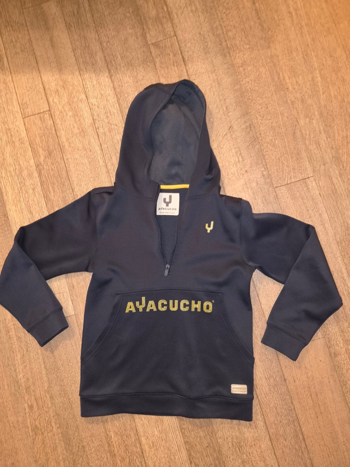 Ayacucho Hoodie Maat 164/14 jaar - Zo goed als nieuw, Jongen of Meisje, Trui of Vest, Ophalen of Verzenden, Zo goed als nieuw