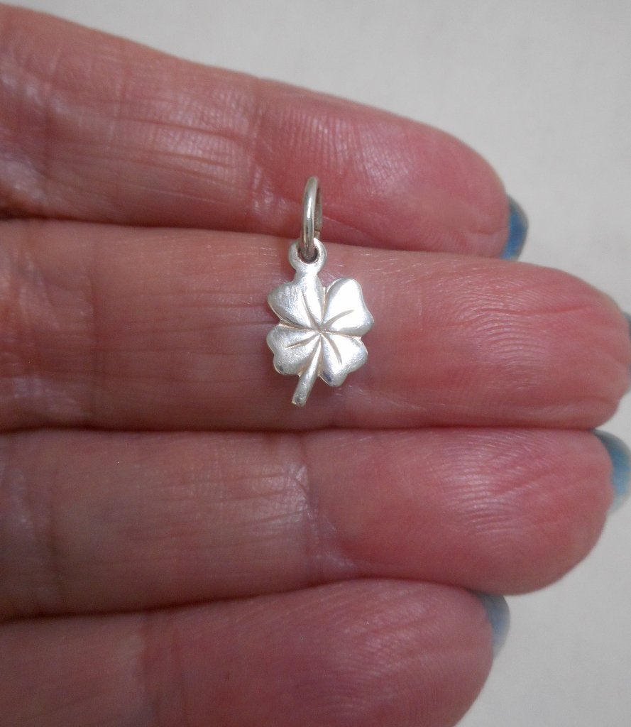 Zilveren klaver 4 hangertje nr.1725, Sieraden, Tassen en Uiterlijk, Kettinghangers, Verzenden, Zo goed als nieuw, Kruis of Symbool