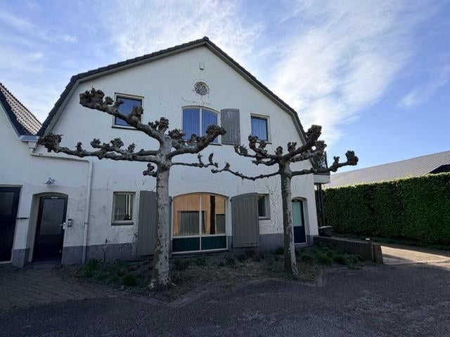 kantoor-/praktijkruimte  met parkeergelegenheid, 158 m², Huur, Kantoorruimte