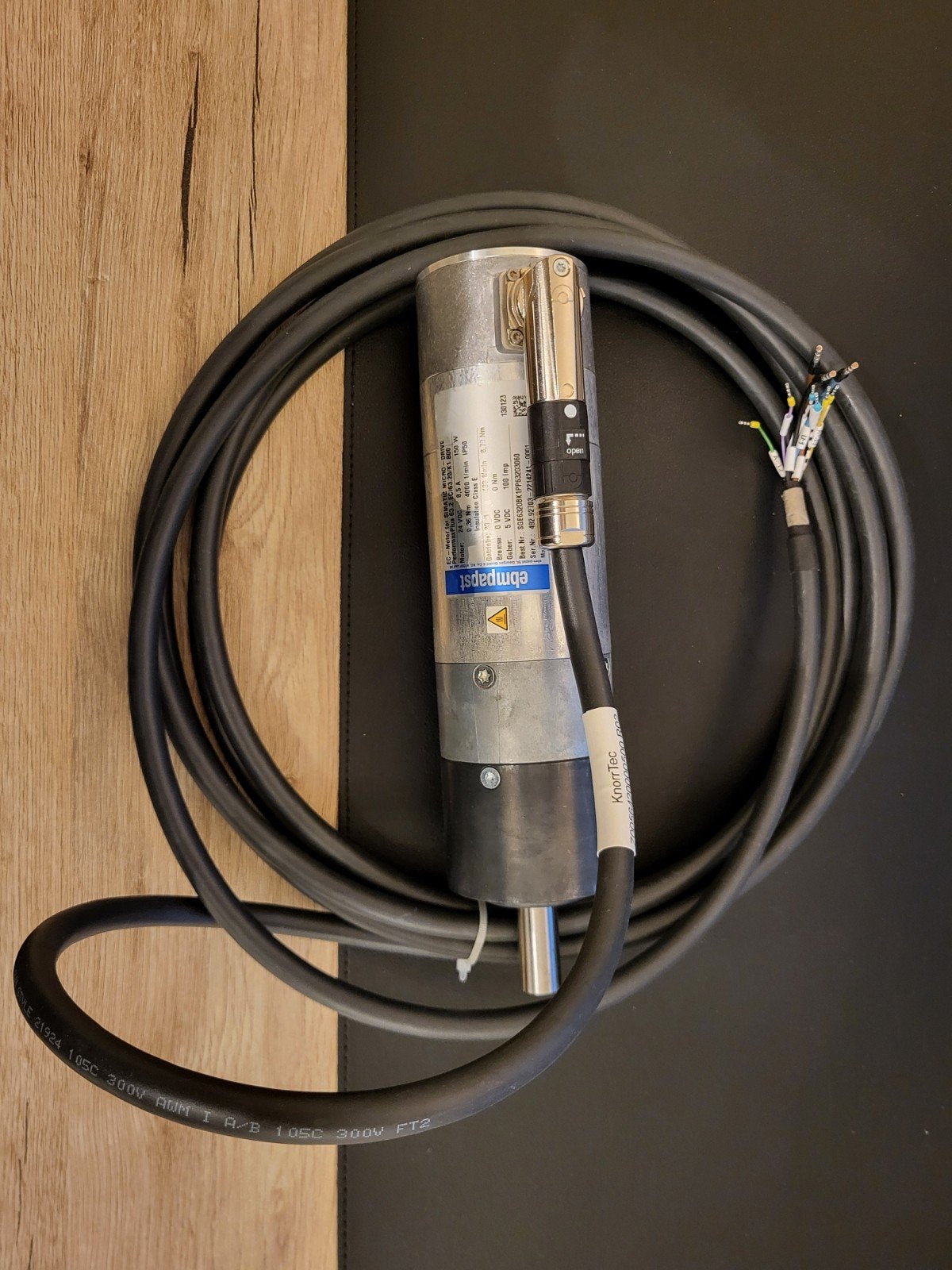 ebmpapst EC motor met KnorrTec kabel, Ophalen of Verzenden