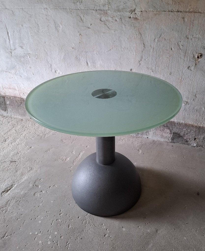 bijzettafel potrona frau design, Ophalen, Gebruikt, Rond, 55 tot 75 cm