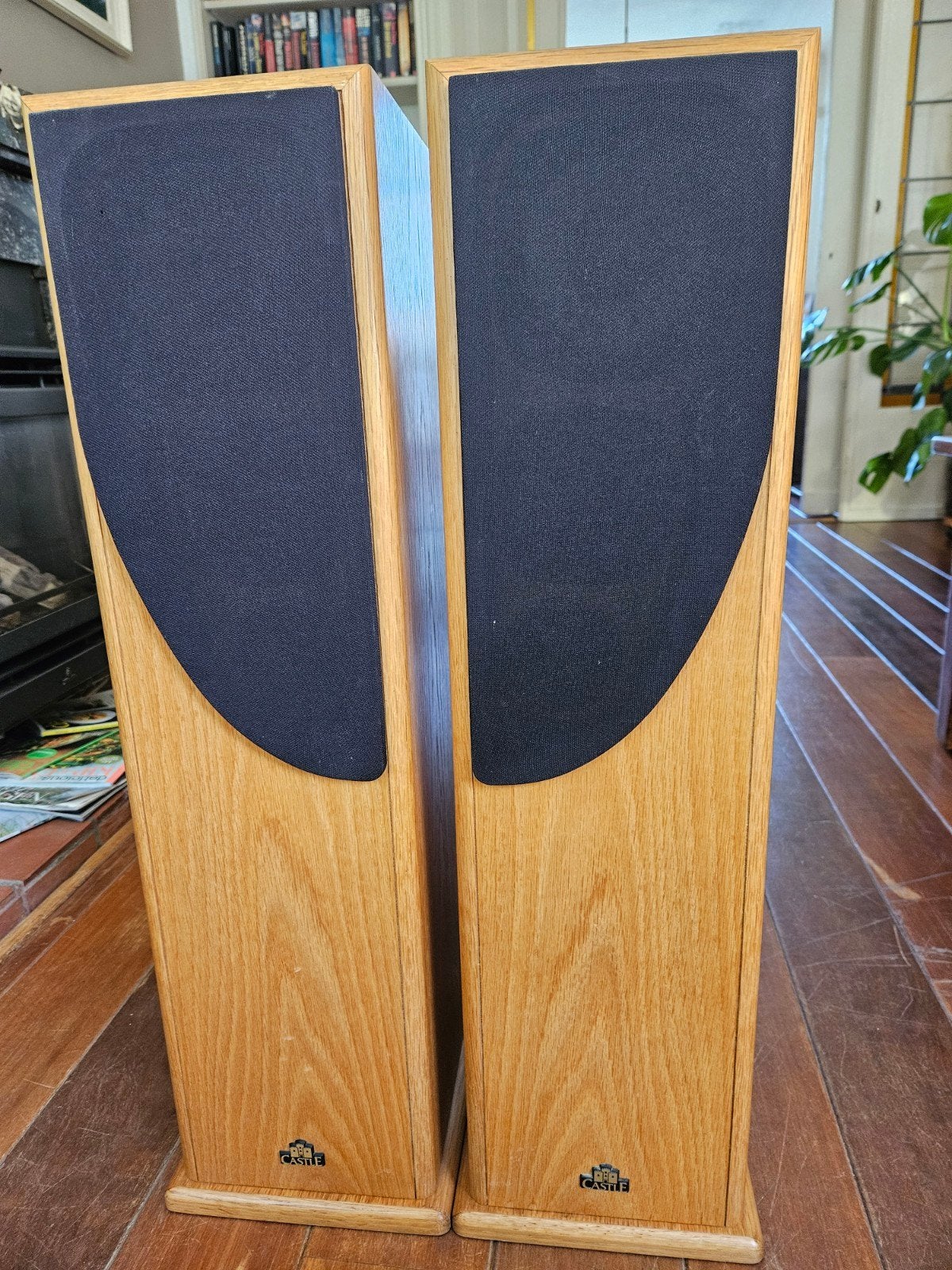 Castle Severn 1 Luidsprekers met 1 defecte driver., Audio, Tv en Foto, Luidsprekers, Gebruikt, 60 tot 120 watt, Front, Rear of Stereo speakers