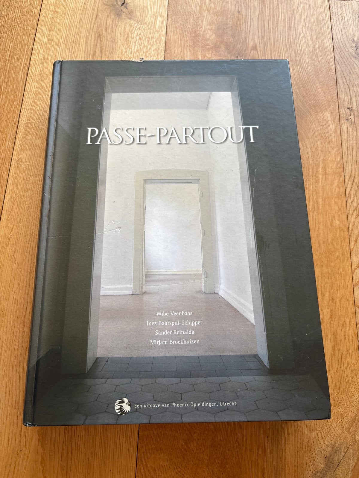 Passe-partout: Phoenix Opleidingen studieboek, Ophalen of Verzenden, Gamma, Zo goed als nieuw, Overige niveaus