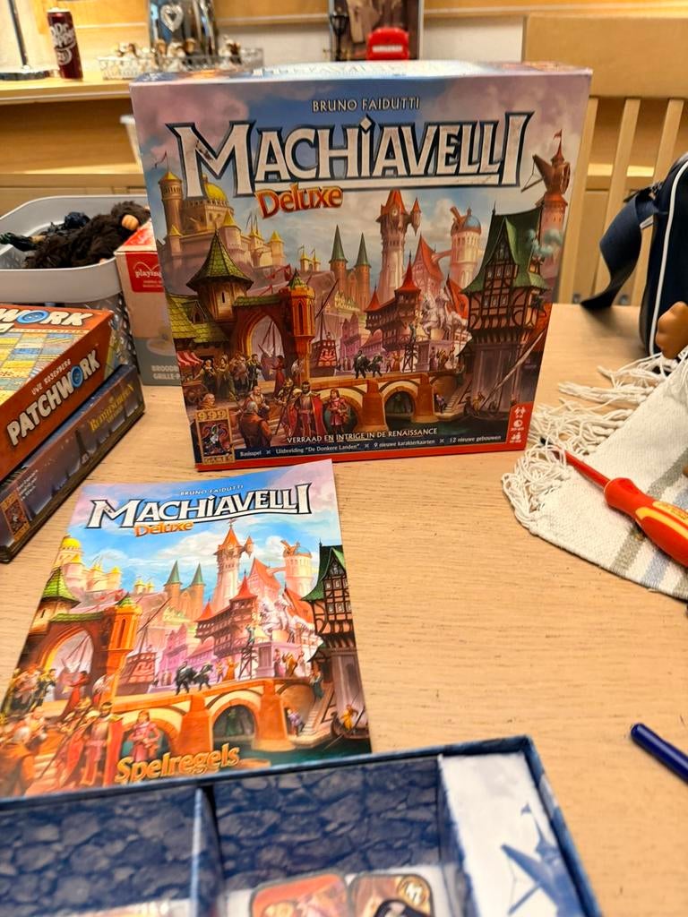 Machiavelli deluxe als nieuw, Ophalen of Verzenden, Zo goed als nieuw