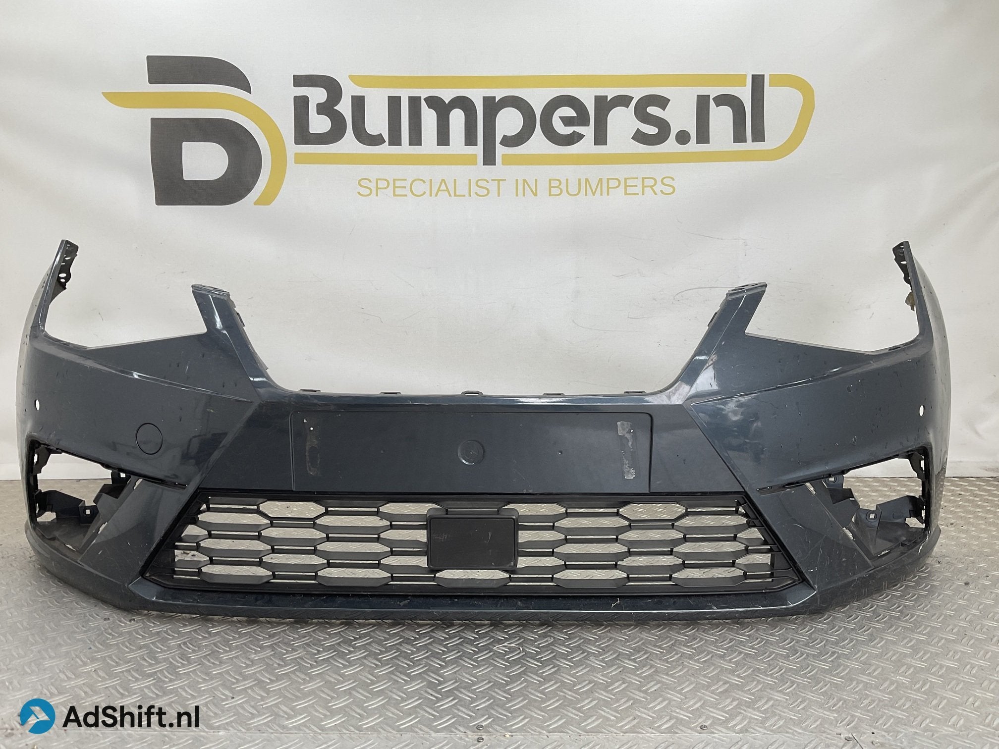 Bumper Seat Ibiza V 2017-2021 6F0807221D Voorbumper C4-23395
