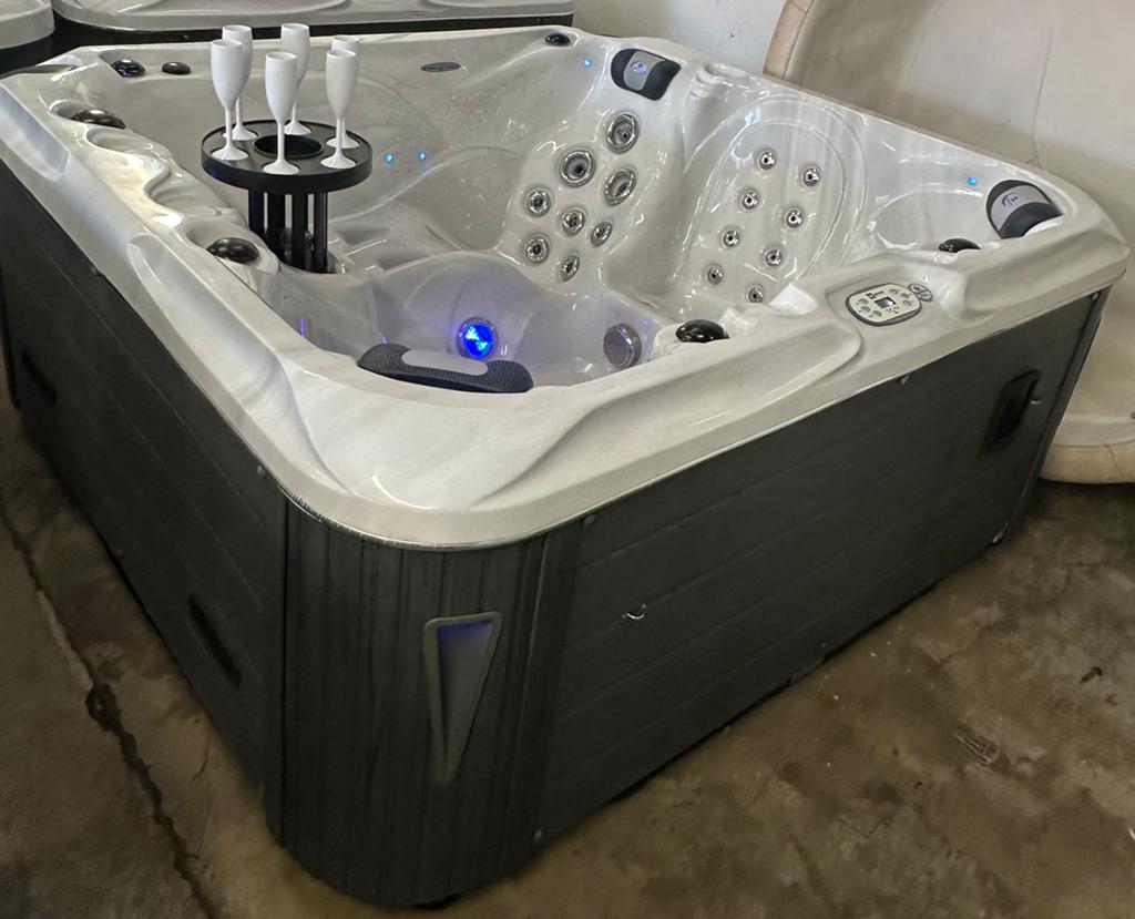 Jacuzzi | Passion Pleasure  | 5 Persoons, Ophalen of Verzenden, Zo goed als nieuw